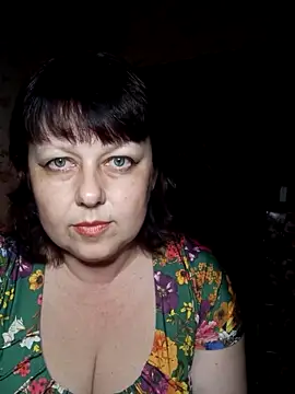 Snapshot of AuroKaria chatting on April 7, 2026, 2:50 pm AuroKaria online show from April 7, 2026, 2:50 pm