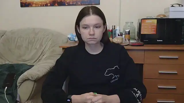 JessicaHolland1 online show from May 28, 2026, 6:05 pm