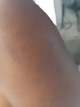 ladyn1 online show from April 10, 2026, 12:43 pm