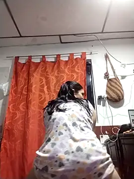 Snapshot of vegonicarouge chatting on April 6, 2026, 4:46 am vegonicarouge online show from April 6, 2026, 4:46 am