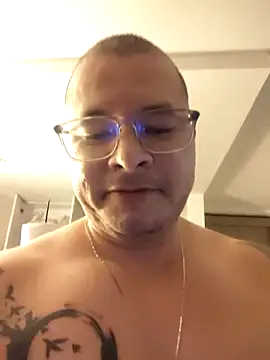 Snapshot of Alton_Mason chatting on April 3, 2026, 2:09 am Alton Mason online show from April 3, 2026, 2:09 am