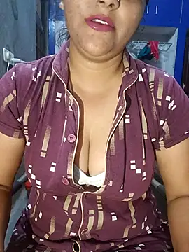 Snapshot of Riyashrma001 chatting on April 5, 2026, 12:02 pm Riyashrma001 online show from April 5, 2026, 12:02 pm