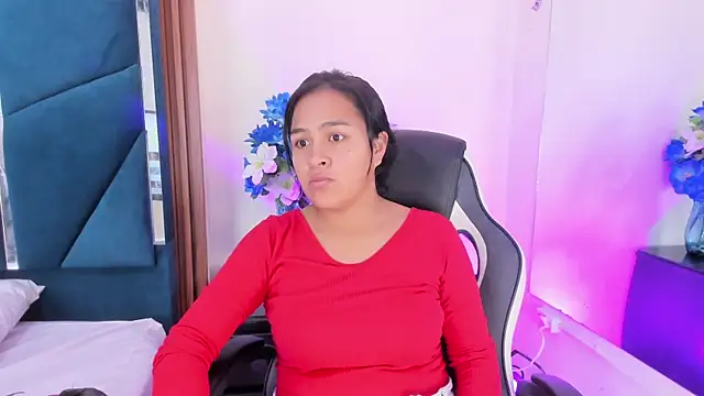 AprilMiiller online show from May 30, 2026, 12:46 pm