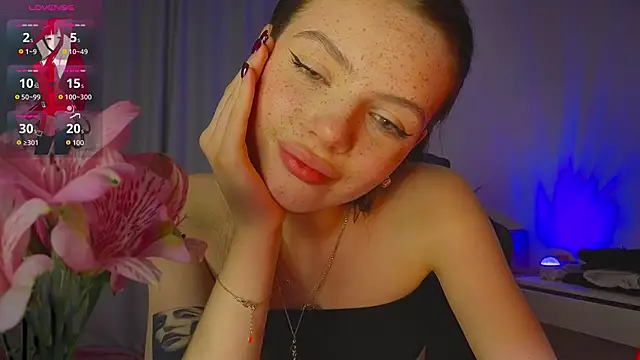 lillly meow  online show from April 22, 2026, 7:59 pm