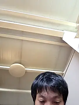 chatkitty online show from April 3, 2026, 7:01 pm