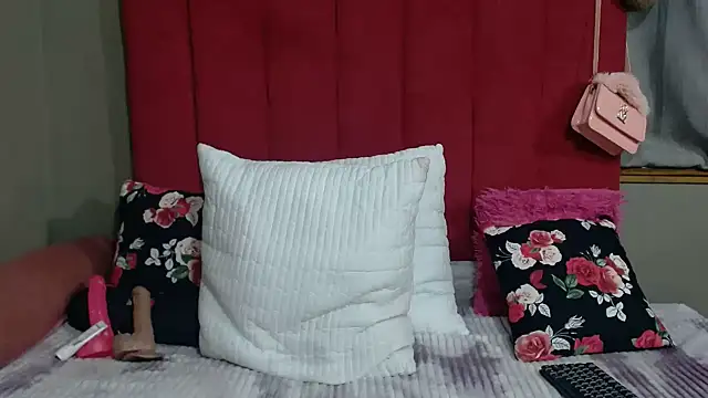 PinkyxGodess online show from May 24, 2026, 8:25 pm