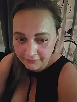 Snapshot of Blondibaby chatting on June 25, 2026, 8:46 pm Blondibaby online show from June 25, 2026, 8:46 pm