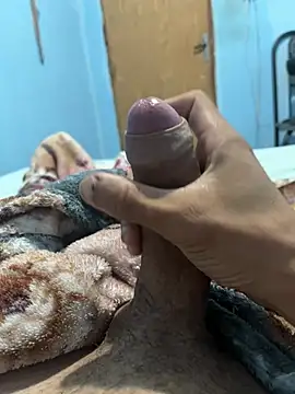 michaelniq online show from April 4, 2026, 2:21 am