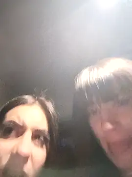 cleopatraxqueen online show from May 1, 2026, 3:33 am