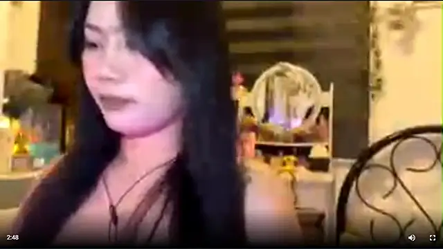 Snapshot of GlindaDejardin chatting on April 13, 2026, 5:18 pm GlindaDejardin online show from April 13, 2026, 5:18 pm