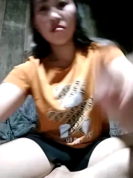 Yo-must online show from April 7, 2026, 9:15 pm