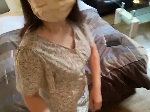 Snapshot of lemonade_madame chatting on April 10, 2026, 1:33 am lemonade madame online show from April 10, 2026, 1:33 am