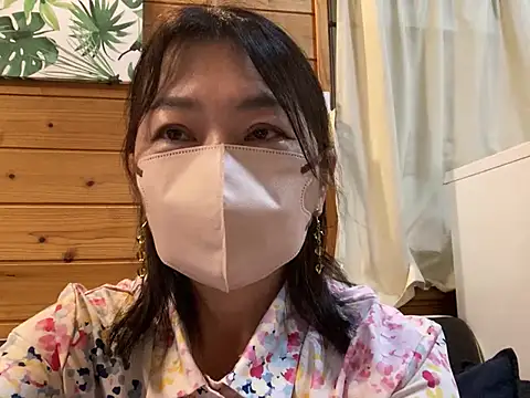 Snapshot of lemonade_madame chatting on April 11, 2026, 12:26 am lemonade madame online show from April 11, 2026, 12:26 am