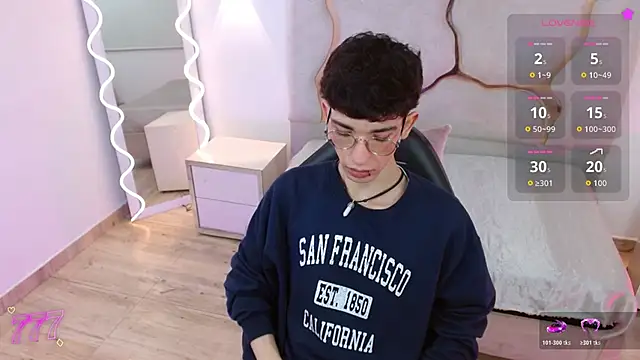 kaii tay1 online show from April 12, 2026, 11:26 am