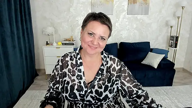 AnnaCorlane online show from May 16, 2026, 10:36 am