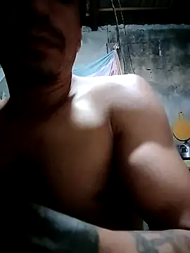 axel-69-glock online show from July 9, 2026, 3:54 am
