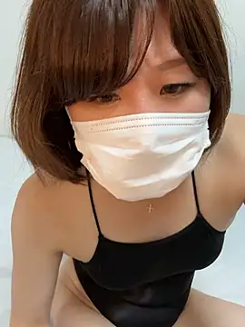 yuri-04 online show from June 4, 2026, 2:50 am
