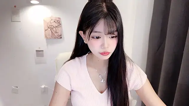 Snapshot of Kitteovo chatting on July 10, 2026, 10:40 am Kitteovo online show from July 10, 2026, 10:40 am
