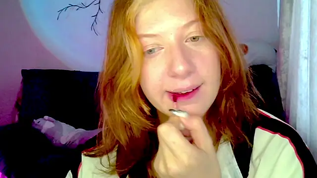 Snapshot of earn_my_lily chatting on April 20, 2026, 7:00 am earn my lily online show from April 20, 2026, 7:00 am