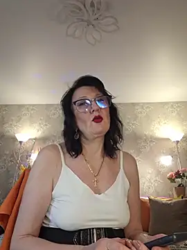 LaliaMia online show from March 15, 2026, 2:12 pm