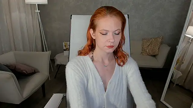 LisaAris online show from June 19, 2026, 9:18 pm