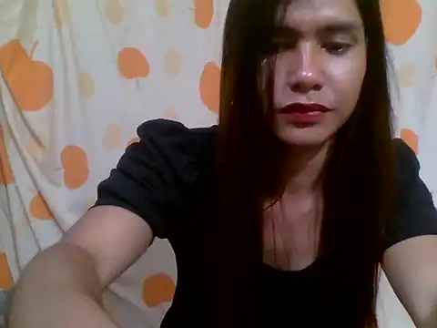 Snapshot of luna_veille chatting on May 8, 2026, 4:07 am luna veille online show from May 8, 2026, 4:07 am