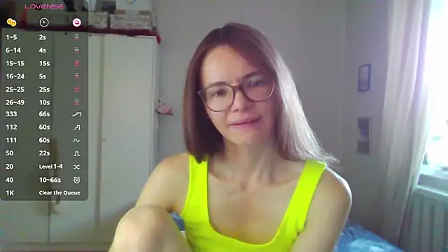 mmmay day online show from April 18, 2026, 3:10 am