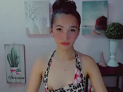 Mystic haraxx online show from May 27, 2026, 6:54 am