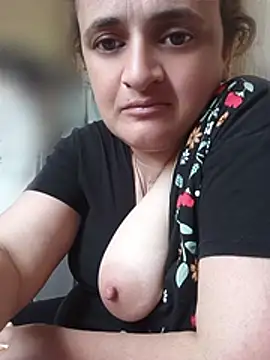 AnabelBexley online show from May 18, 2026, 6:30 am