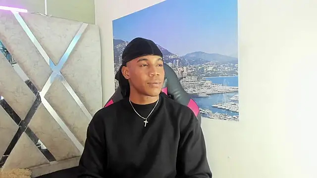 axel silva4 online show from April 7, 2026, 7:47 pm