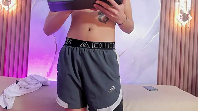 Ethanhot os online show from April 6, 2026, 9:05 pm