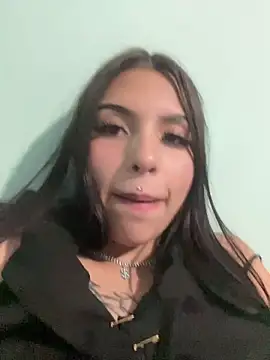 evelott allenx online show from May 26, 2026, 3:46 am