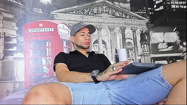 Daniel huge22 online show from April 10, 2026, 1:38 pm