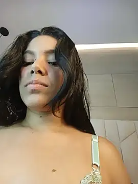 BrendaBloom  online show from May 28, 2026, 7:33 pm