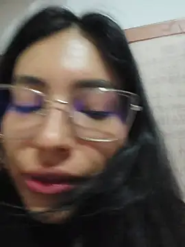 VioletRousee online show from July 13, 2026, 4:37 am