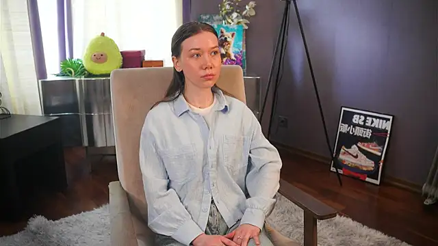 LottieFett online show from April 8, 2026, 6:46 am