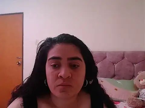 Snapshot of Mabbe07 chatting on April 13, 2026, 1:33 am Mabbe07 online show from April 13, 2026, 1:33 am