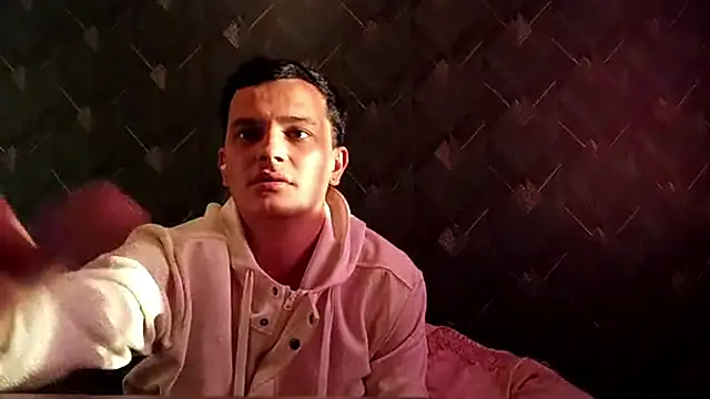 jeremyhotties online show from April 16, 2026, 3:24 pm