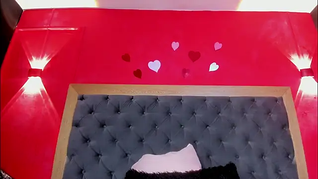 RosyRoos online show from May 5, 2026, 6:16 pm
