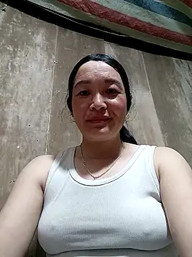 vanlucky2 online show from May 26, 2026, 11:17 am