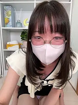 Snapshot of Kannanoko_ chatting on April 13, 2026, 3:17 pm Kannanoko online show from April 13, 2026, 3:17 pm