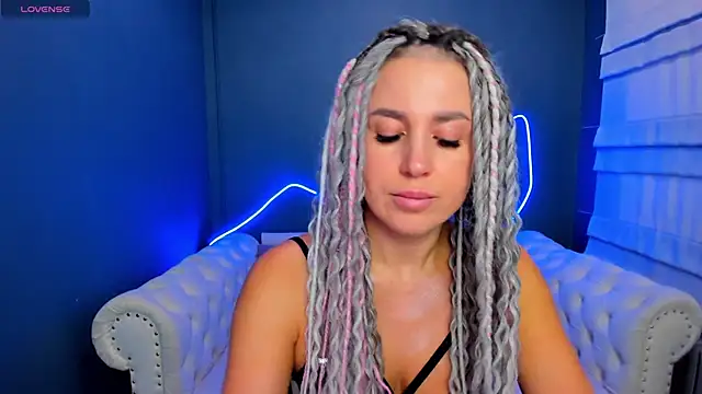 Fire  Dancer online show from April 9, 2026, 1:27 am