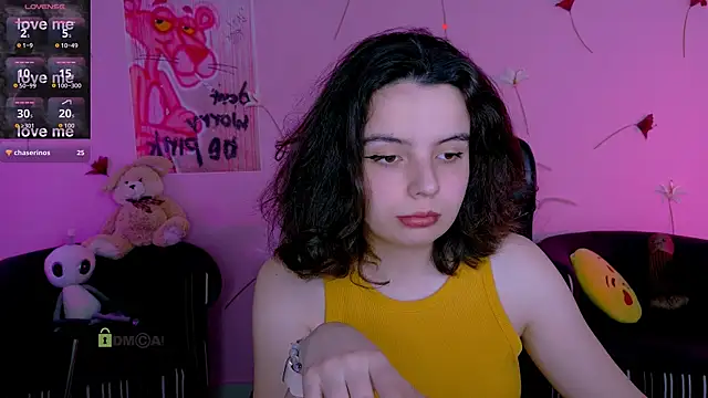 mia mooon  online show from June 2, 2026, 8:27 am