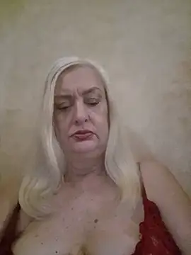 Julia20X online show from June 28, 2026, 9:48 am