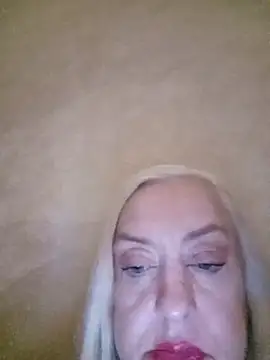 Julia20X online show from July 10, 2026, 11:57 am