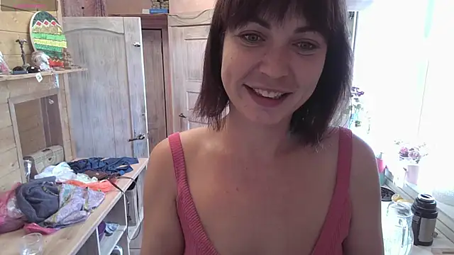 Snapshot of Allice_Honey chatting on June 28, 2026, 5:46 am Allice Honey online show from June 28, 2026, 5:46 am