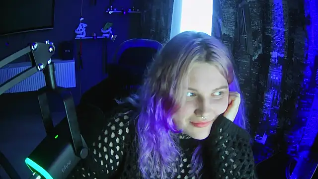 Snapshot of Sweet_Squirrel_ chatting on April 10, 2026, 10:42 am Sweet Squirrel online show from April 10, 2026, 10:42 am