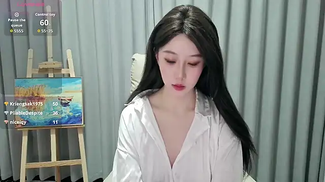 Snapshot of LUNYI-CC chatting on June 3, 2026, 2:33 pm LUNYI-CC online show from June 3, 2026, 2:33 pm