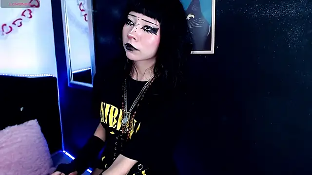 KiomyVamp online show from May 29, 2026, 4:16 pm