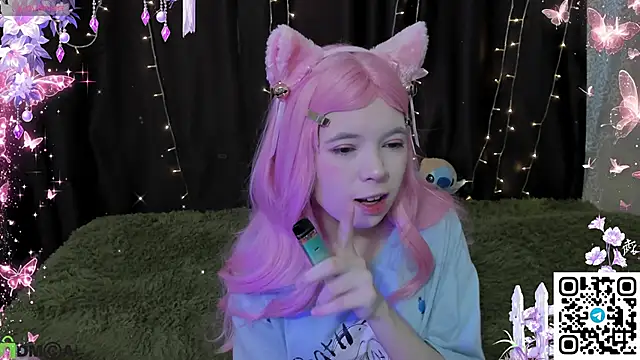 Snapshot of MisaRisaChan chatting on April 13, 2026, 7:47 am MisaRisaChan online show from April 13, 2026, 7:47 am